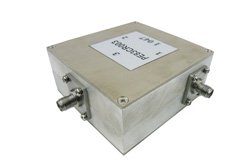 PE83CR003 - Circulator with 17 dB Isolation from 1 GHz to 2 GHz, 10 Watts and SMA Female